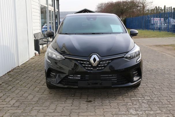 Renault Clio TCe 90 66 kW image number 11