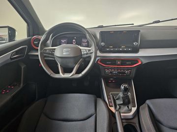 Car image 13