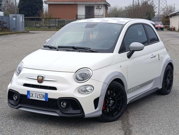 Abarth 695 132 kW image number 1