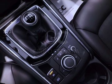 Car image 23