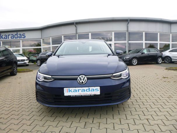 Volkswagen Golf 1.0 eTSI Life DSG 81 kW image number 3