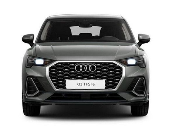 Audi Q3 45 TFSIe S-line Sportback 180 kW image number 2