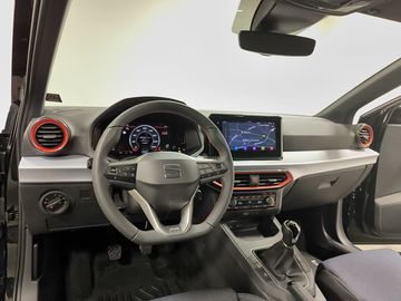 Car image 14