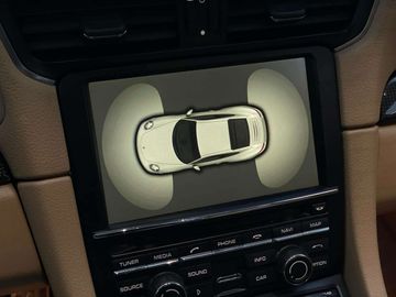 Car image 28