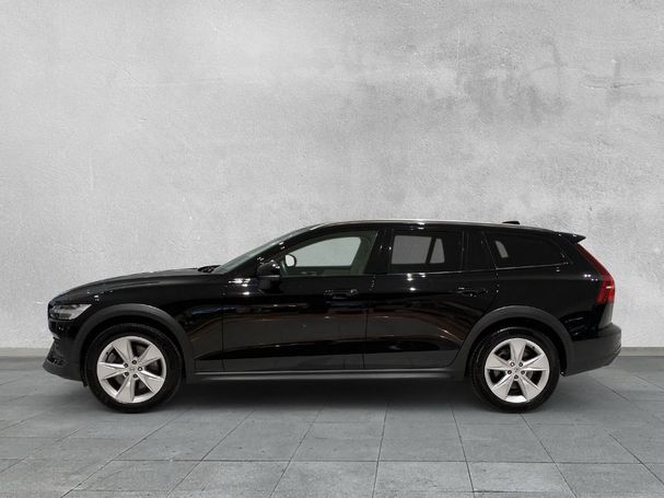 Volvo V60 Cross Country AWD B4 147 kW image number 8