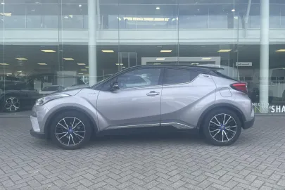 Car image 5