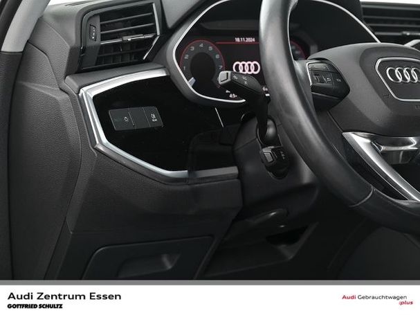 Audi Q3 35 TFSI S-line 110 kW image number 11