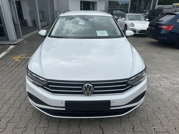 Volkswagen Passat Variant 2.0 TDI 110 kW image number 16