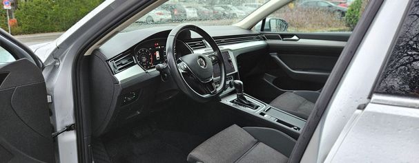 Volkswagen Passat Variant DSG Comfortline 110 kW image number 12