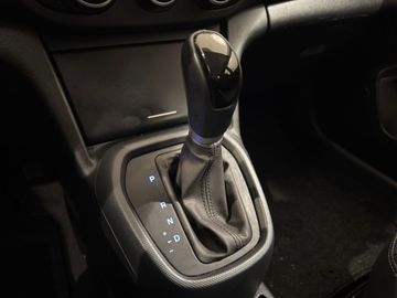 Car image 24