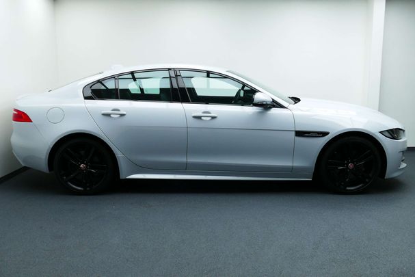 Jaguar XE 147 kW image number 10