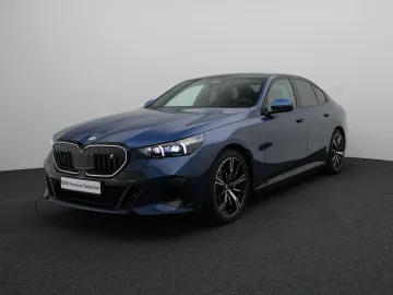 Car image 32