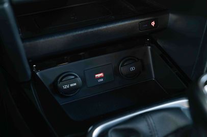 Car image 31