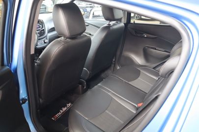 Car image 21