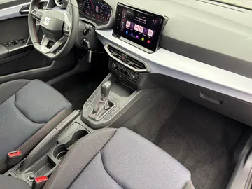 Car image 21
