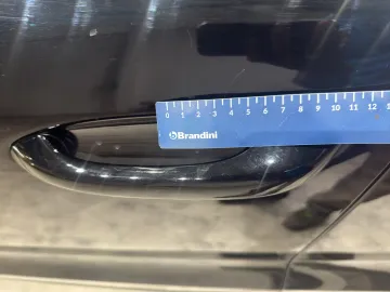Car image 35
