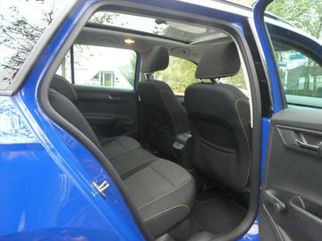 Car image 28