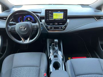 Car image 11