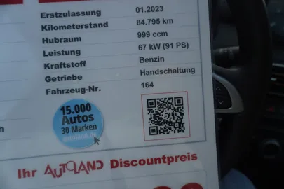 Car image 35