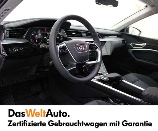 Audi Q8 55 quattro e-tron Business 250 kW image number 4