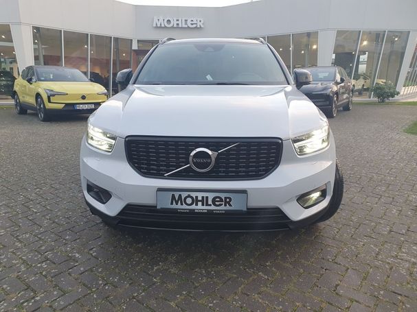 Volvo XC40 R Recharge T4 Design DKG 155 kW image number 3