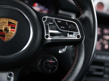 Car image 37