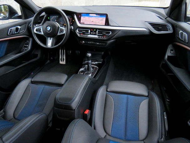 BMW 118i M Sport 103 kW image number 15