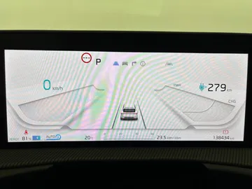 Car image 28