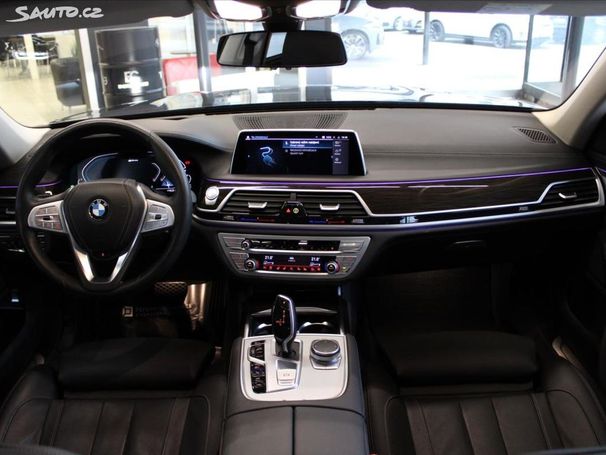 BMW 745Le xDrive 290 kW image number 8