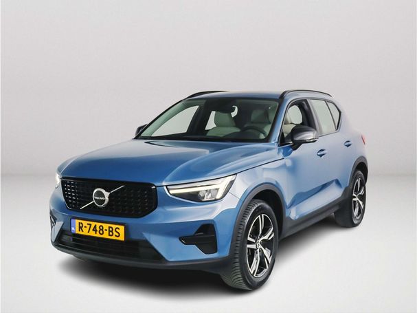 Volvo XC40 T2 Plus Dark 95 kW image number 37