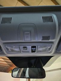 Car image 36