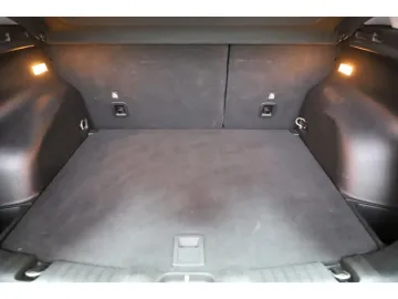 Car image 41