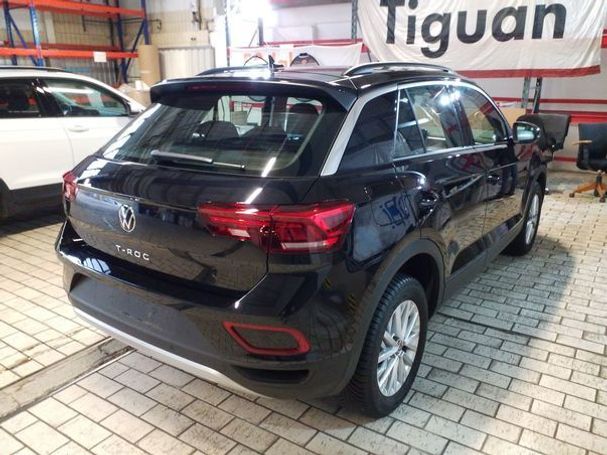 Volkswagen T-Roc 1.5 TSI 110 kW image number 3