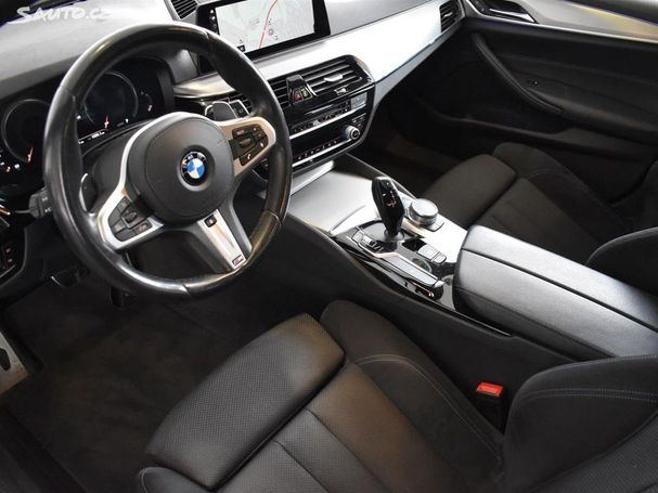 BMW 520d Touring xDrive 140 kW image number 4