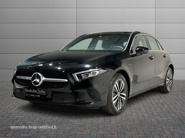 Mercedes-Benz A 250 118 kW image number 1