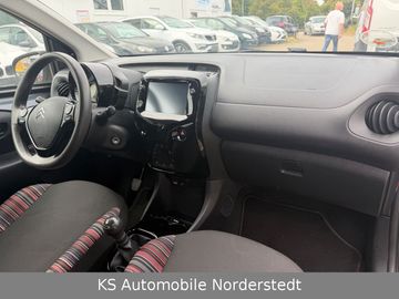 Car image 20