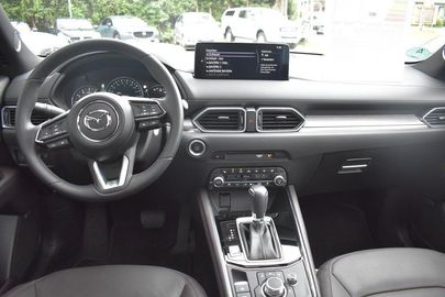 Car image 11