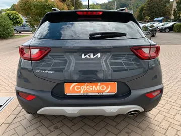Car image 29