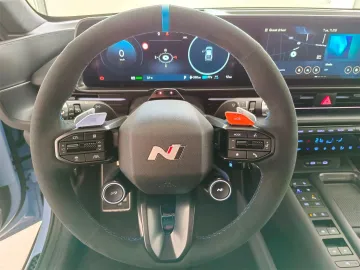 Car image 35