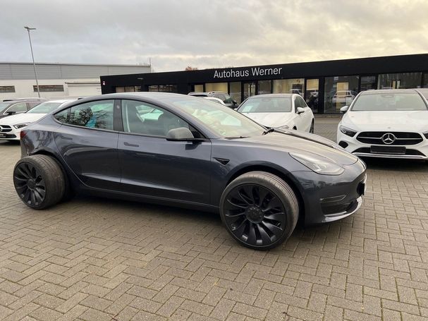 Tesla Model 3 AWD 377 kW image number 15