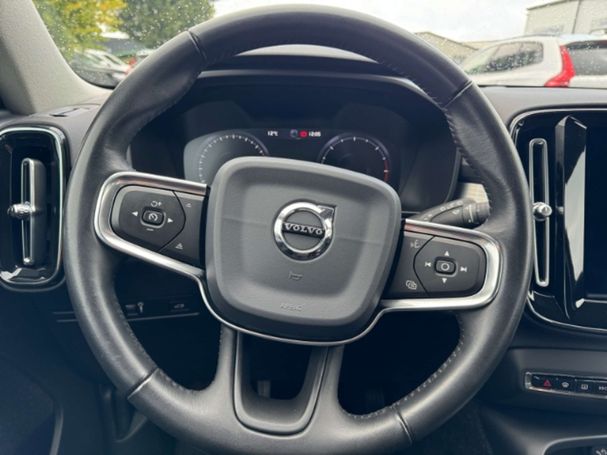 Volvo XC40 D3 Momentum 110 kW image number 15