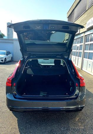 Volvo V90 B4 Plus 145 kW image number 6