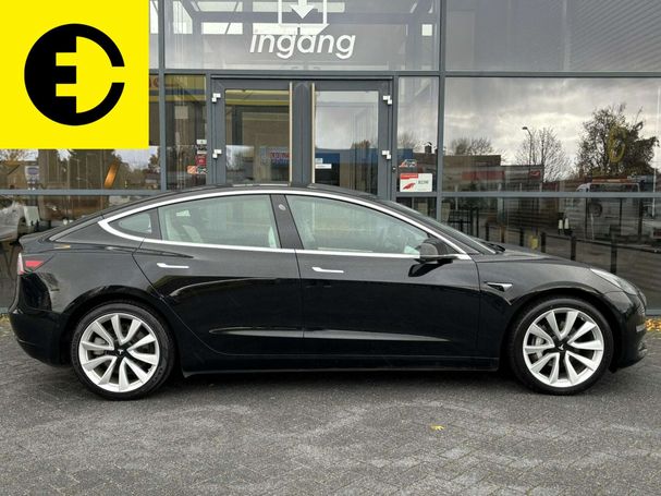 Tesla Model 3 Long Range AWD 258 kW image number 15