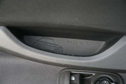 Car image 31