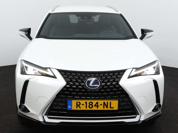 Lexus UX 300e 150 kW image number 22