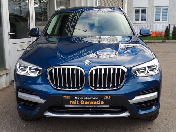 BMW X3 xDrive30e xLine 215 kW image number 3