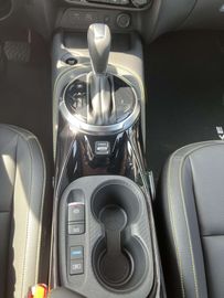 Car image 30