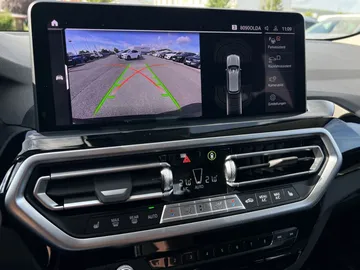 Car image 38