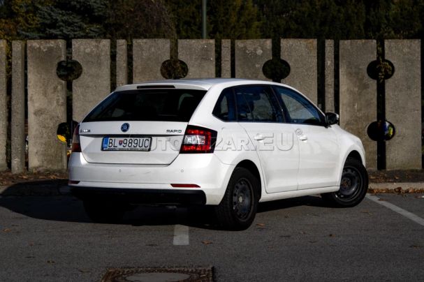 Skoda Rapid Spaceback 1.0 TSI Ambition 81 kW image number 3