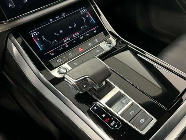 Audi Q8 60 TFSIe quattro 340 kW image number 32